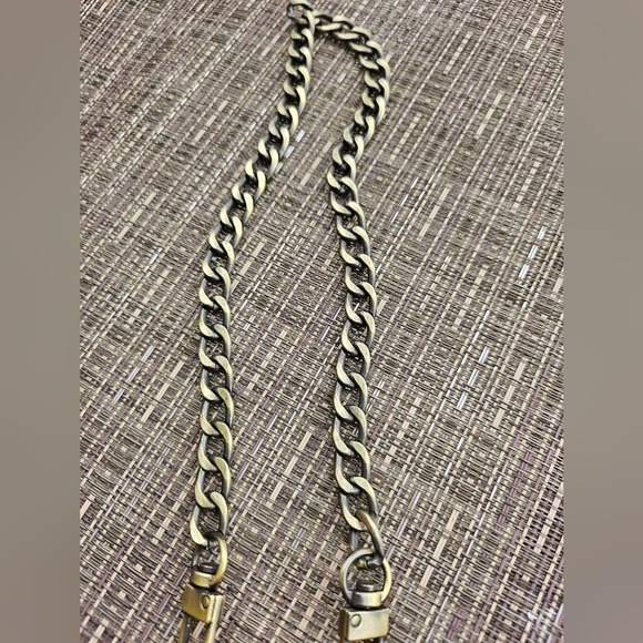 LV gold lock 314 & Brass chain - Picture 5 of 5